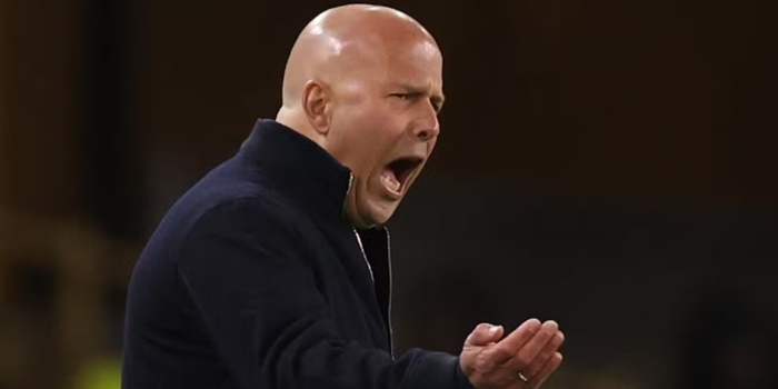 利物浦惨败曼城遭球迷怒斥科纳特成后防短板