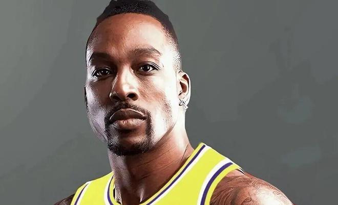 霍华德晒湖人球衣喊话复出 欲助湖人内线补强