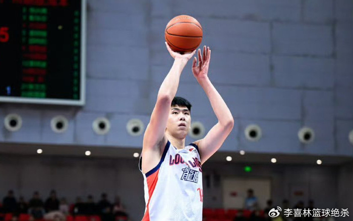 徐昕赴美深造引NCAA名校关注